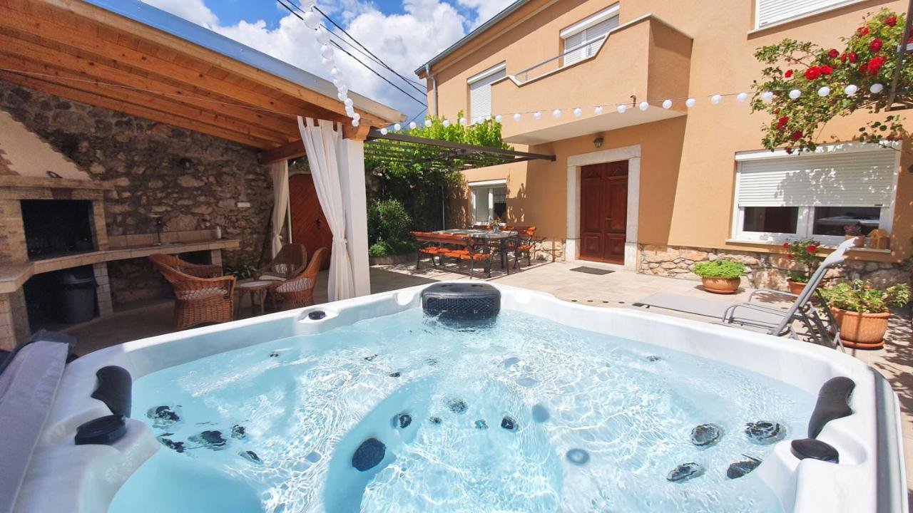 Barac Rural Holiday Home Grižane 外观 照片