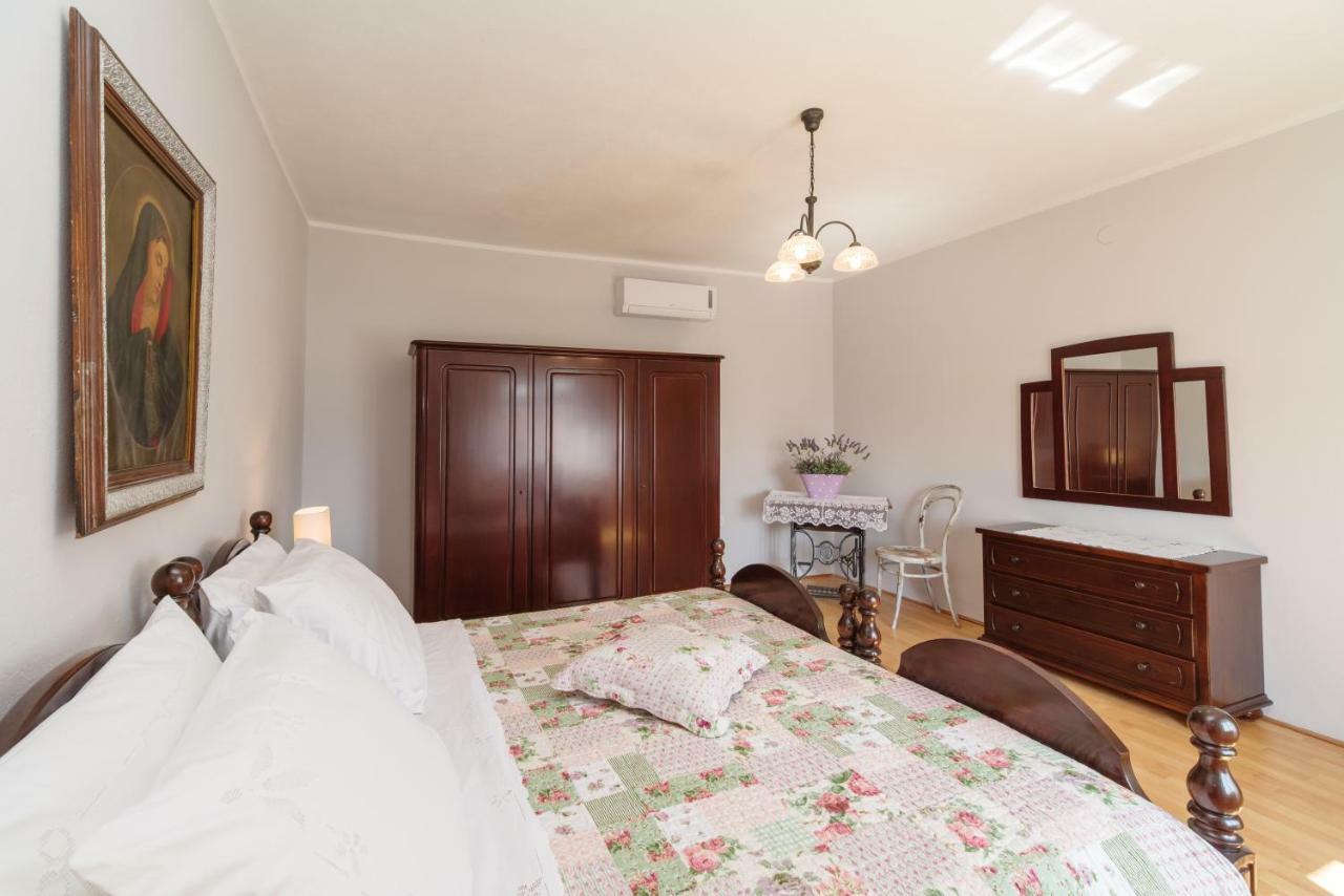 Barac Rural Holiday Home Grižane 外观 照片